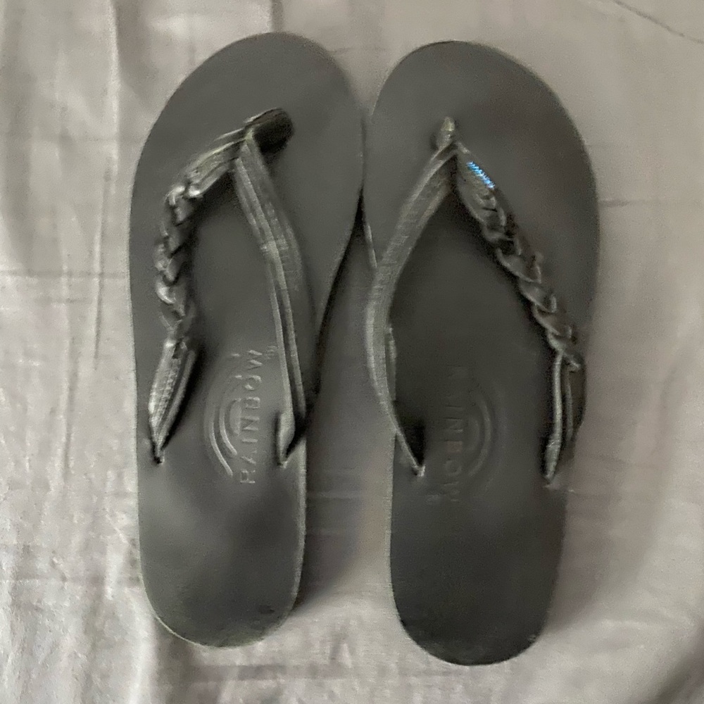 Rainbow flip flops SIZE 6